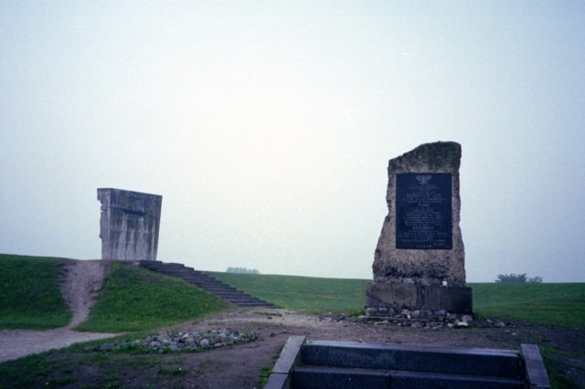 monument.jpg